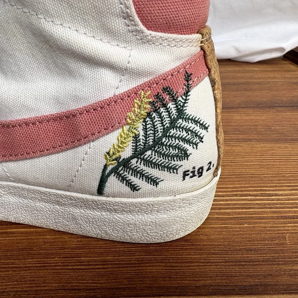 Nike Blazer Mid '77 Catechu Women's‎ Size 7.5 Used